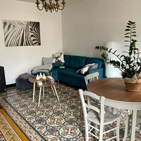 Chez Tatie Menie Bed & Breakfast Fraisse-des-Corbieres Exterior photo