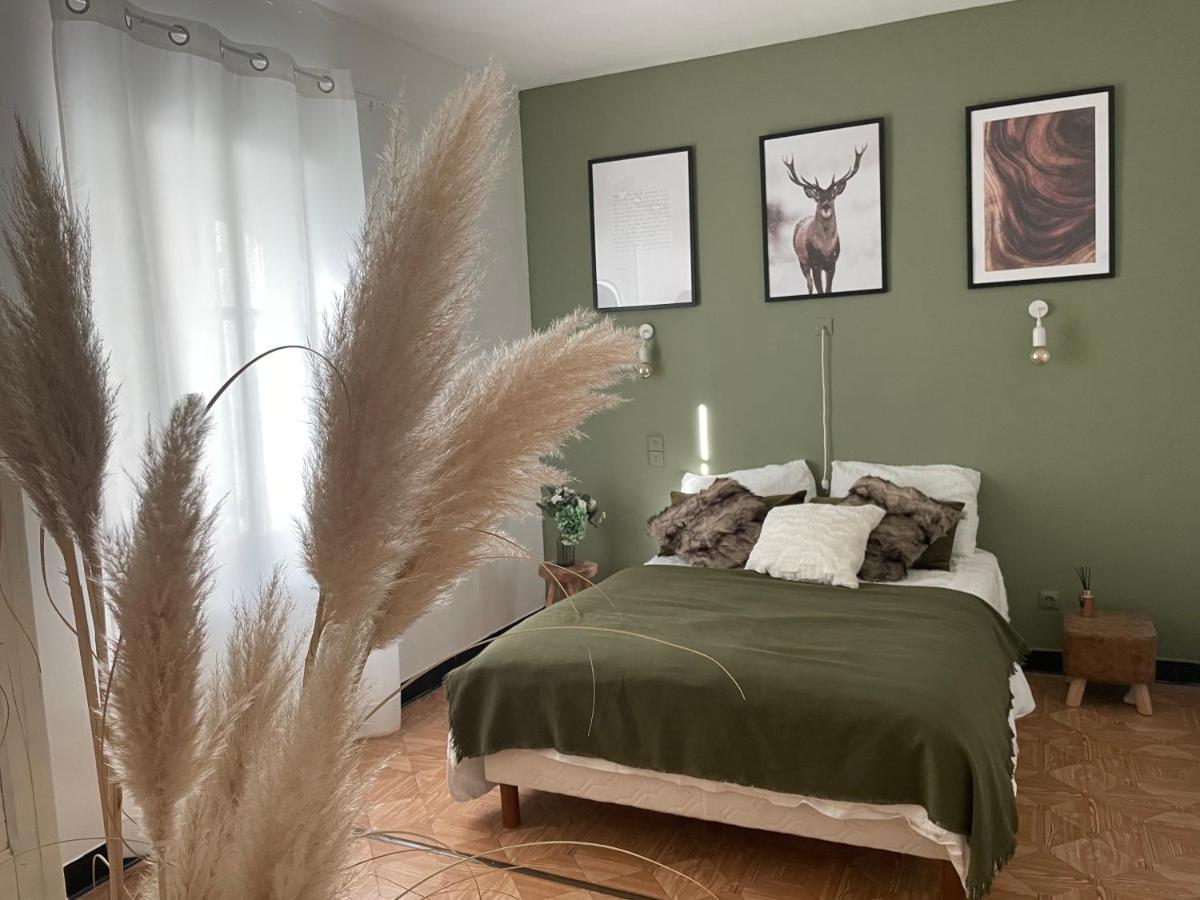 Chez Tatie Menie Bed & Breakfast Fraisse-des-Corbieres Exterior photo